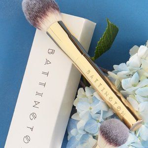 Battington - "Powder and Contour Brushes"